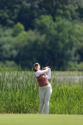 KPMG Women™s PGA, Golf Herren Championship 2026 CHASKA, MINNESOTA - JUNE 26: Karis Davidson of Australia hits from the 16th fairway during the second round of the KPMG Women™s PGA Championship 2026 at Hazeltine National Golf Club in Chaska, Minnesota, USA Thursday, June 26, 2026. Chaska Minnesota United States  Copyright: xAmyxLemusx originalFilename:lemus-kpmgwome260626_npPaE.jpg