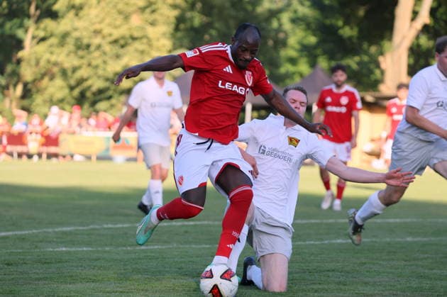 7 Christian Kinsombi (Energie Cottbus) Fussball Testspiel 2026 2027 SV Lok Calau - FC Energie Cottbus *** 7 Christian Kinsombi Energie Cottbus Soccer Friendly Match 2026 2027 SV Lok Calau FC Energie Cottbus