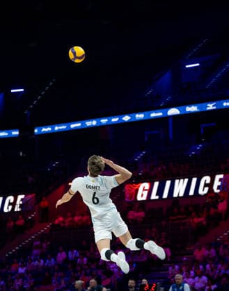 China V Argentina - VNL 2026 Men s Volleyball Nations League. German Alfredo Gomez competes during the Men s VNL FIVB Volleyball Nations League match between China and Argentina at PreZero Arena in Gliwice, Poland, on June 26, 2026. Gliwice Poland  Copyright: xMarcinxGolbax originalFilename:golba-chinavar260626_nphhO.jpg