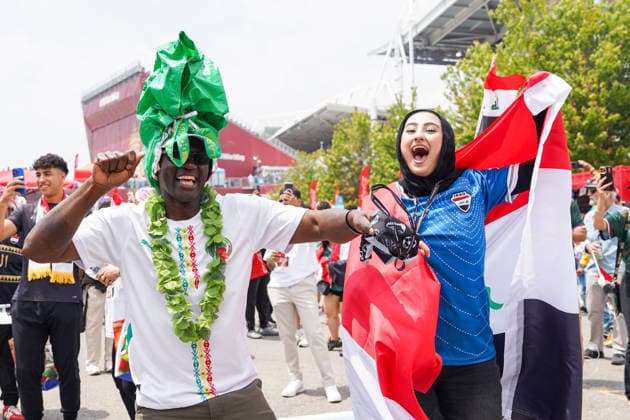 Senegal v Iraq - 2026 FIFA World Cup, WM, Weltmeisterschaft, Fussball Group I Senegales and Iraqi fans during the 2026 FIFA World Cup Group I match between Senegal and Iraq at Toronto Stadium. on June 26, 2026 in Toronto, Canada. (Photo by Leonardo Ramirez Eyepix Group) Copyright: xLeonardoxRamirezx xEyepixxGroupx LR26062026-09994