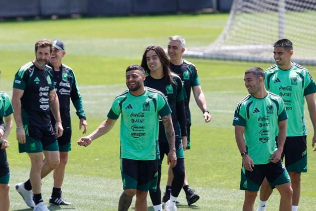 FIFA World Cup, WM, Weltmeisterschaft, Fussball 2026 - Mexico s training session Mexico s players participate in a training session of Mexico s national team, Nationalteam in Mexico City, Mexico, 26 June 2026. Mexico City Mexico  Copyright: xSASHENKAxGUTIERREZx