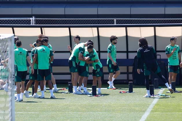 FIFA World Cup, WM, Weltmeisterschaft, Fussball 2026 - Mexico s training session Mexico s players participate in a training session of Mexico s national team, Nationalteam in Mexico City, Mexico, 26 June 2026. Mexico City Mexico  Copyright: xSASHENKAxGUTIERREZx
