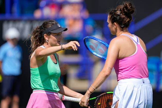 Lexus Eastbourne Open - Day Five Jesika Maleckova (CZE) and Miriam Skoch (CZE) compete in their semifinal doubles match against Isabelle Haverlag (NED) and Maia Lumsden (GBR) at the 2026 Lexus Eastbourne Open Women s tennis tournament at the Devonshire Park Lawn Tennis Club in Eastbourne, England, on June 26, 2026. Eastbourne United Kingdom  Copyright: xOwenxHammondx originalFilename:hammond-2026lexu260626_npIt8.jpg