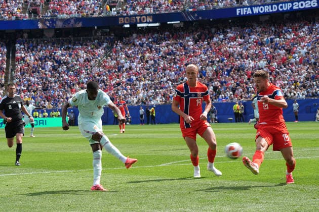 Ousmane Dembele (Frankreich, France, 7) zieht ab und erzielt das 1:0 - Boston 26.06.2026: Frankreich vs. Norwegen, Gilette Stadium, World Cup 26 Gruppe I, 3. Spieltag *** Ousmane Dembele (France), No. 7, takes a shot and scores the 1-0 goal. Boston, June 26, 2026. France vs. Norway, Gilette Stadium, World Cup Group I, Matchday 3