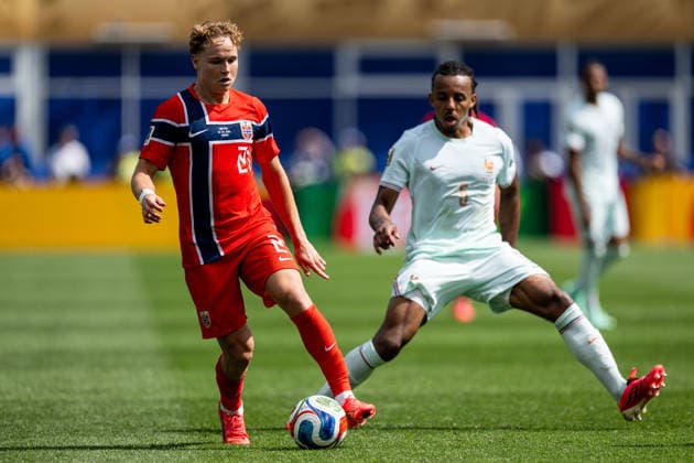 260626 Andreas Schjelderup of Norway and Jules Kounde of France during the FIFA World Cup, WM, Weltmeisterschaft, Fussball 2026 group stage football match between Norway and France on June 26, 2026 in Foxborough. Photo: Jon Olav Nesvold BILDBYRAN COP 217 VG0967 bbeng fotboll football soccer fotball vm fotbolls-vm fotball-vm fotbolls-vm 2026 fifa world cup 2026 norge norway frankrike france boston *** June 26, 2026: Andreas Schjelderup of Norway and Jules Koundé of France during the 2026 FIFA World Cup group stage soccer match between Norway and France on June 26, 2026 in Foxborough. Photo by Jon Olav Nesvold. BILDBYRAN COP 217 VG0967 bbeng soccer football fotball World Cup 2026 FIFA World Cup 2026 Norway Francekrike france boston  Copyright: JONxOLAVxNESVOLD BB260626JE051