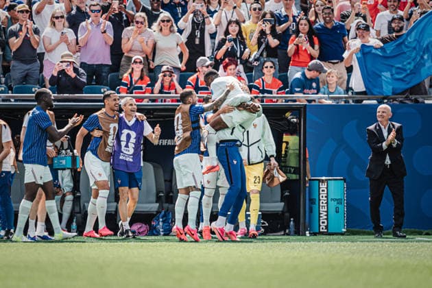 Fußball Herren FIFA Fußball-Weltmeisterschaft 2026 Gruppe I Norwegen vs. Frankreich 26.06.2026 Torjubel Ousmane Dembele ( 7, Frankreich) nach seinem zweiten Tor rennt zur Spielerbank New Jersey New York New Jersey Stadion New Jersey United States of America *** Men s Soccer, 2026 FIFA World Cup, Group I: Norway vs. France, June 26, 2026. Ousmane Dembélé celebrates his second goal and runs toward the bench. New Jersey, New York, New Jersey Stadium, New Jersey, United States of America