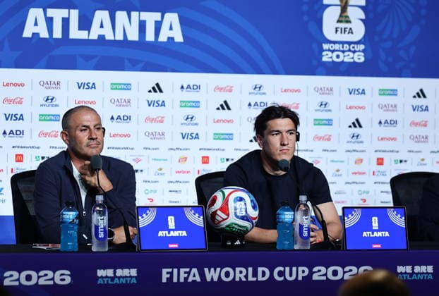 FIFA World Cup, WM, Weltmeisterschaft, Fussball 2026 - Uzbekistan press conference, PK, Pressekonferenz Uzbekistan™s national soccer team head coach Fabio Cannavaro and player Eldor Shomurodov (R) attend a press conference in Atlanta, Georgia, USA, 26 June 2026. DR Congo will face Uzbekistan on 27 June in a FIFA World Cup 2026 group K match. ATLANTA United States  Copyright: xRONALDxWITTEKx