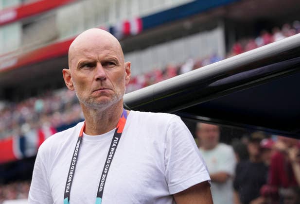 (260627) -- BOSTON, June 27, 2026 -- Stale Solbakken, head coach of Norway reacts before the group I match between Norway and France at the 2026 FIFA World Cup, WM, Weltmeisterschaft, Fussball at Boston Stadium in Boston, the United States, June 26, 2026. ) (SP)U.S.-BOSTON-FOOTBALL-FIFA WORLD CUP-GROUP I-NOR VS FRA ChenxYichen 