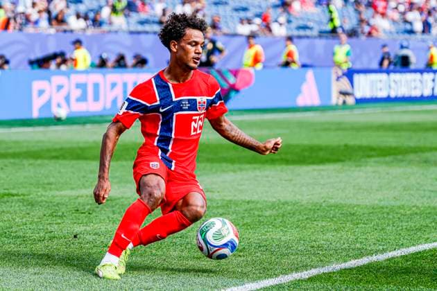 Oscar Bobb of Norway runs with the ball , Group I - FIFA World Cup, WM, Weltmeisterschaft, Fussball 2026, Norway v France, Boston Stadium, June 26, 2026, Boston, United States.