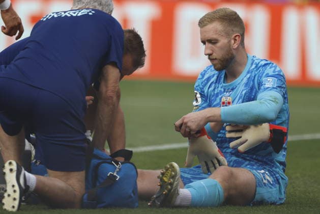FIFA World Cup, WM, Weltmeisterschaft, Fussball 2026 - Group I - Norway vs France Goalkeeper Egil Selvik of Norway receives medical treatment during the FIFA World Cup 2026 group stage match Norway against France, in Boston, USA, 26 June 2026. BOSTON United States  Copyright: xGREGxM.xCOOPERx