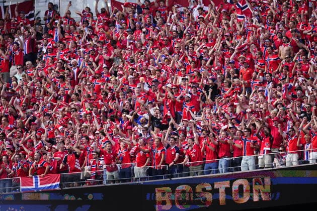 Norway v France - FIFA World Cup, WM, Weltmeisterschaft, Fussball 2026 - Group I FOXBOROUGH, USA - JUNE 26: Supporters of Norway celebrate during the 2026 FIFA World Cup First Stage Group I match between Norway and France at Gillette Stadium (Boston Stadium) in Foxborough, Massachusetts, United States on June 26, 2026. Jose Hernandez Anadolu Massachusetts United States. Editorial use only. Please get in touch for any other usage.  Copyright: x2026xAnadoluxJosexHernandezx
