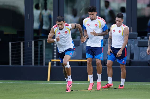 L-R, Daniel Munoz, Luis Diaz and Juan Fernando Quintero of Colombia in action during a training session during a training session in preparation for facing Portugal in the FIFA World Cup, WM, Weltmeisterschaft, Fussball 2026 at Inter Miami CF Stadium in Fort Lauderdale, USA, 26 June 2026. FIFA World Cup 2026 - Colombia training !ACHTUNG: NUR REDAKTIONELLE NUTZUNG!  Copyright: xAlbertoxEstevezx GR5532 20260626-55020723784_1