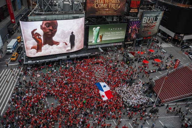 Football, 2026 FIFA World Cup, fans in Times Square, New York