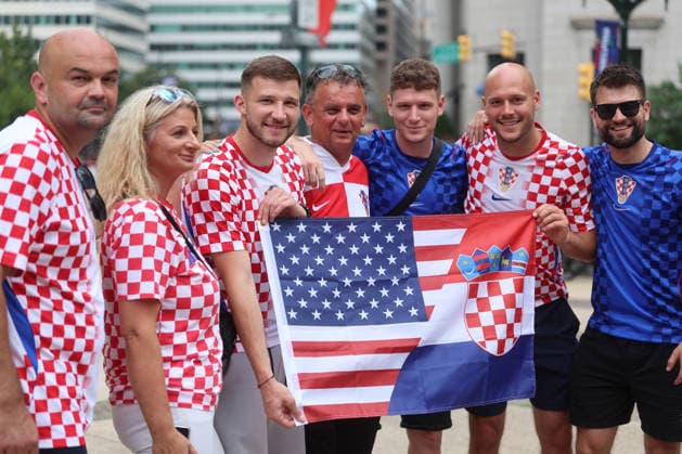 Philadelphia Croatian Flag Thousands of Croatian fans prepare to carry a large Croatian flag during a Croatian parade before the FIFA World Cup, WM, Weltmeisterschaft, Fussball 2026 Group L match between Gana and Croatia on June 26, 2026 in Philadelphia, Pennsylvania, United States.  SanjinxStrukic PIXSELL