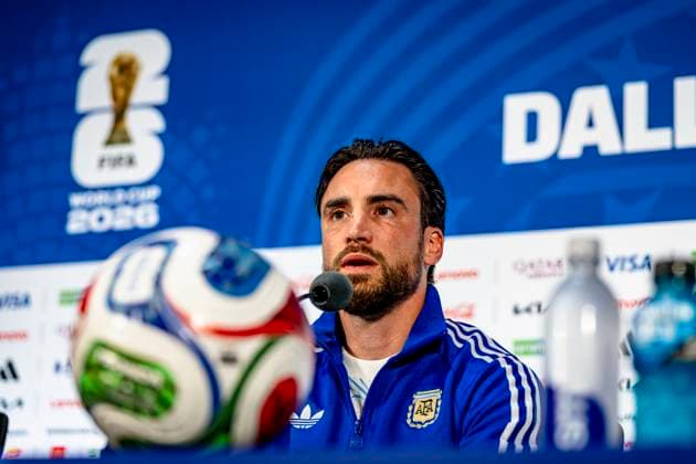 DALLAS - Nicolas Tagliafico of Argentina during the 2026 World Cup, Argentina MD-1 press conference, PK, Pressekonferenz at AT&T Stadium on June 26, 2026 in Dallas, United States. (Photo by Stefan Koops EYE4IMAGES DeFodi Images) - *** DALLAS: Nicolas Tagliafico of Argentina during the 2026 World Cup, Argentina Match Day 1 press conference at AT&T Stadium on June 26, 2026, in Dallas, United States. Photo by Stefan Koops, EYE4IMAGES, DeFodi Images
