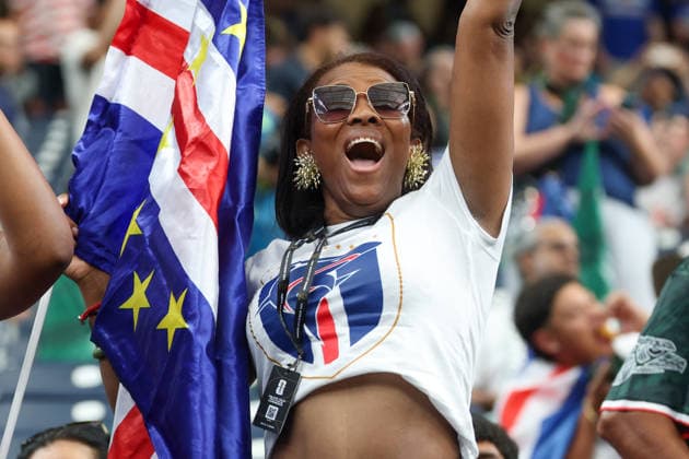 HOUSTON, TX - JUNE 26: A Cabo Verde fan screams as her team enters the pitch ahead of the FIFA World Cup, WM, Weltmeisterschaft, Fussball 2026 Group H match between Cabo Verde and Saudi Arabia on June 26, 2026, at Houston Stadium in Houston, Texas. (Photo by David Buono Icon Sportswire). SOCCER: JUN 26 FIFA World Cup 26 Group H - Cabo Verde vs Saudi Arabia EDITORIAL USE ONLY Icon260626004