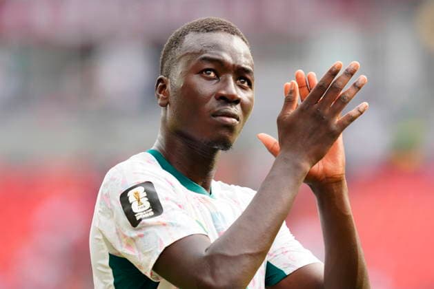 June 26, 2026, Toronto, On, CANADA: Senegal s Pape Gueye (26) acknowledges the crowd after defeating Iraq in a World Cup Group I soccer match, in Toronto on Friday, June 26, 2026. Canada News - June 26, 2026  - ZUMAc35_ 20260626_zaf_c35_216 Copyright: xFrankxGunnx