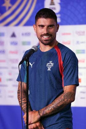 FIFA World Cup, WM, Weltmeisterschaft, Fussball 2026 - Portugal press conference, PK, Pressekonferenz Portugal national soccer team player Ruben Neves speaks during a press conference at the training site at Garden District Park ahead of the FIFA World Cup 2026 in Palm Beach, Florida, USA, 27 June 2026. Palm Beach Florida United States  Copyright: xMIGUELxA.xLOPESx