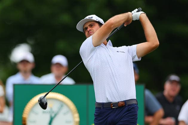 CROMWELL, CT - JUNE 26: Jackson Suber of the United States tees off at the first tee during the second round of the PGA, Golf Herren Travelers Championship at TPC River Highlands on June 26, 2026 in Cromwell, Connecticut. (Photo by Rich Graessle Icon Sportswire) GOLF: JUN 26 PGA Travelers Championship EDITORIAL USE ONLY Icon260626277612