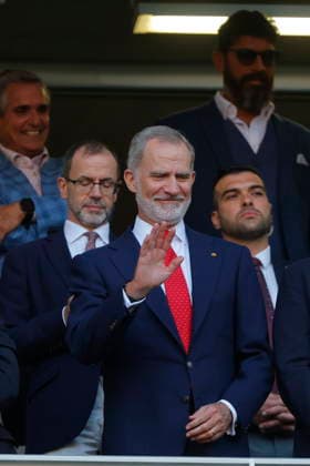 FIFA World Cup, WM, Weltmeisterschaft, Fussball 2026 - Group H - Uruguay vs Spain King Felipe VI (C) of Spain attends the FIFA World Cup 2026 group stage match between Uruguay and Spain at Akron Stadium in Guadalajara, Mexico, 26 June 2026. Guadalajara Mexico  Copyright: xFranciscoxGuascox