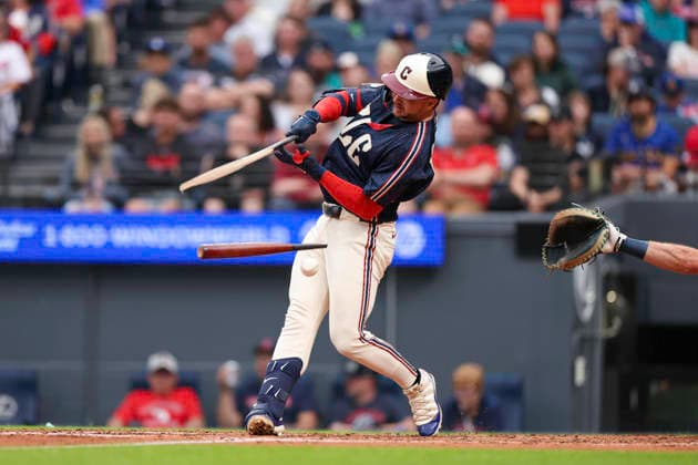 June 26, 2026: Cleveland Guardians catcher Patrick Bailey (16) breaks a bat while swinging at a pitch during the second inning of the Major League Baseball game between the Seattle Mariners and Cleveland Guardians at Progressive Field in Cleveland, Ohio. CSM MLB, Baseball Herren, USA 2026: Mariners Vs Guardians JUN 26  - ZUMAc04_ 20260626_zma_c04_245 Copyright: xBrianxFisherx