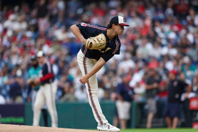 June 26, 2026: Cleveland Guardians pitcher Joey Cantillo (54) throws a pitch during the first inning of the Major League Baseball game between the Seattle Mariners and Cleveland Guardians at Progressive Field in Cleveland, Ohio. CSM MLB, Baseball Herren, USA 2026: Mariners Vs Guardians JUN 26  - ZUMAc04_ 20260626_zma_c04_249 Copyright: xBrianxFisherx