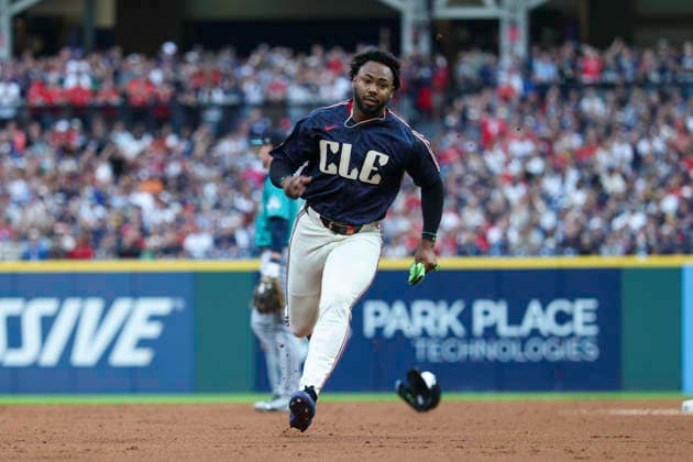 June 26, 2026: Cleveland Guardians right fielder Kahlil Watson (31) runs towards third base on a throwing error while attempting to steal during the first inning of the Major League Baseball game between the Seattle Mariners and Cleveland Guardians at Progressive Field in Cleveland, Ohio. CSM Cleveland United States of America - ZUMAc04_ 20260626_zma_c04_246 Copyright: xBrianxFisherx