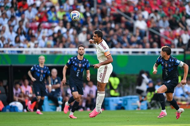 Rodri of Spain heads the ball during a FIFA Men’s World Cup 2026 Group Stage football match between Uruguay and Spain at Guadalajara Stadium, in Guadalajara on June 26th 2026 (Photo by Nayra Halm SPP)  Copyright: xNayraxHalm SPPx Sportspressphoto_SPR177861