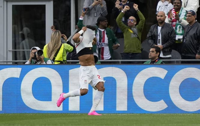FIFA World Cup, WM, Weltmeisterschaft, Fussball 2026 - Group G - Egypt vs Iran Ramin Rezaeian of Iran celebrates after scoring the 1-1 during the FIFA World Cup 2026 group stage match Egypt against Iran, in Seattle, USA, 26 June 2026. SEATTLE United States  Copyright: xSTEPHENxBRASHEARx