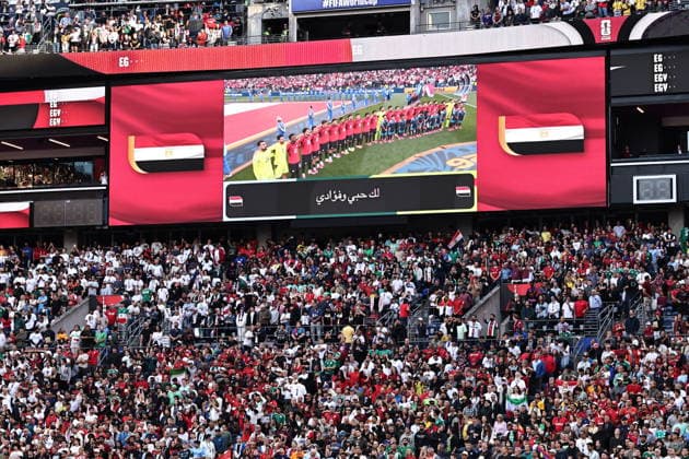 Egypt v Iran - FIFA World Cup, WM, Weltmeisterschaft, Fussball 2026 - Group G SEATTLE, USA - JUNE 26: Players and fans hold a moment of silence to honor the victims of Venezuela s deadly earthquakes prior the 2026 FIFA World Cup First Stage Group G match between Egypt and IR Iran at Lumen Field (Seattle Stadium) in Seattle, Washington, United States on June 26, 2026. Samah Zidan Anadolu Washington United States. Editorial use only. Please get in touch for any other usage.  Copyright: x2026xAnadoluxSamahxZidanx