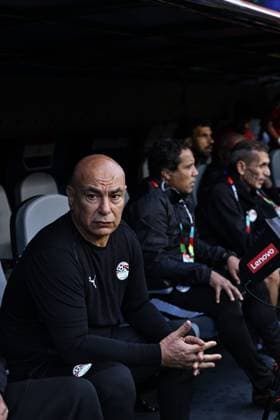 Egypt v Iran - FIFA World Cup, WM, Weltmeisterschaft, Fussball 2026 - Group G SEATTLE, USA - JUNE 26: Head coach of Egypt Hossam Hassan looks on prior the 2026 FIFA World Cup First Stage Group G match between Egypt and IR Iran at Lumen Field (Seattle Stadium) in Seattle, Washington, United States on June 26, 2026. Samah Zidan Anadolu Washington United States. Editorial use only. Please get in touch for any other usage.  Copyright: x2026xAnadoluxSamahxZidanx
