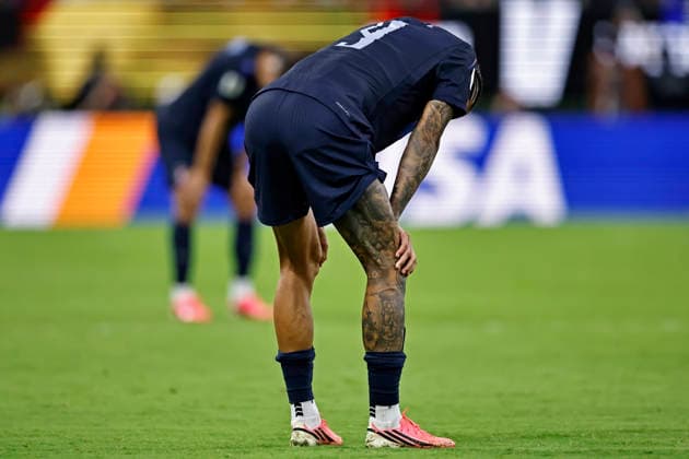June 26, 2026, Guadalajara, Jalisco, Mexico: Darwin Nunez of Uruguay shows dejection after the teams 0-1 defeat in the match between the match between Uruguay and Spain for the 3st round of the group H of the FIFA World Cup, WM, Weltmeisterschaft, Fussball 2026, at Guadalajara Stadium, in Guadalajara, Mexico on June 26, 2026. Photo: DiaEsportivo Guadalajara Mexico - ZUMAh208 20260626_zsp_h208_047 Copyright: xHeulerxAndreyx