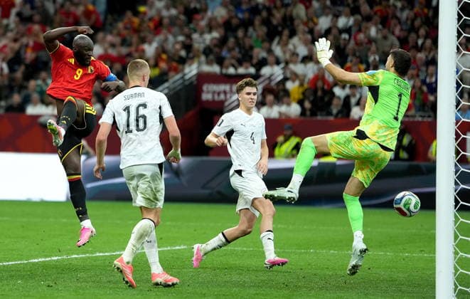 FIFA World Cup, WM, Weltmeisterschaft, Fussball 2026 - Group G - New Zealand vs Belgium Romelu Lukaku (L) of Belgium scores his team s 4th goal with a header during the FIFA World Cup 2026 group stage match New Zealand against Belgium, in Vancouver, Canada, 26 June 2026. VANCOUVER Canada  Copyright: xBOBxFRIDx