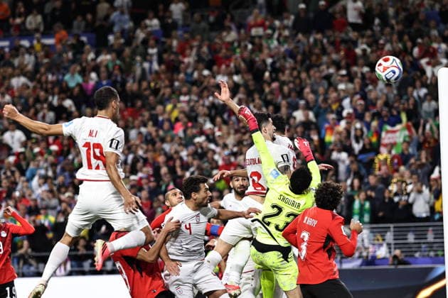 Egypt v Iran - FIFA World Cup, WM, Weltmeisterschaft, Fussball 2026 - Group G SEATTLE, USA - JUNE 26: Mostafa Oufa Shobeir (23) of Egypt in action againstMohammad Mohebi (8) of Iran during the 2026 FIFA World Cup First Stage Group G match between Egypt and IR Iran at Lumen Field (Seattle Stadium) in Seattle, Washington, United States on June 26, 2026. Samah Zidan Anadolu Washington United States. Editorial use only. Please get in touch for any other usage.  Copyright: x2026xAnadoluxSamahxZidanx