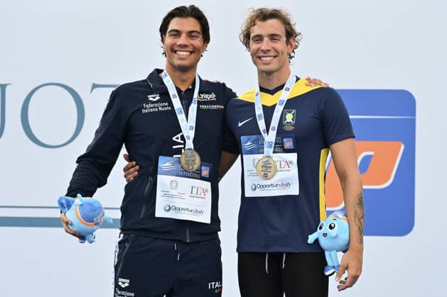 IPA86115128 - Luca De Tullio and Marco De Tullio during the medal ceremony for the men s 400-meter freestyle on the first day of the 62nd Settecolli International Swimming Trophy at the Foro Italico in Rome, June 26, 2026.  Copyright: xDomenicoxCippitelli IPAxSportx xx 86115128