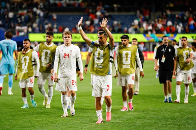 SEATTLE, WA - JUNE 26: Players from IR Iran walk off the field after the FIFA World Cup, WM, Weltmeisterschaft, Fussball 2026 Group G match between Egypt and IR Iran on June 26, 2026 at Seattle Stadium in Seattle, Washington. (Photo by Henry Rodenburg Icon Sportswire) SOCCER: JUN 26 FIFA World Cup 26 Group G - Egypt vs IR Iran EDITORIAL USE ONLY Icon260626030