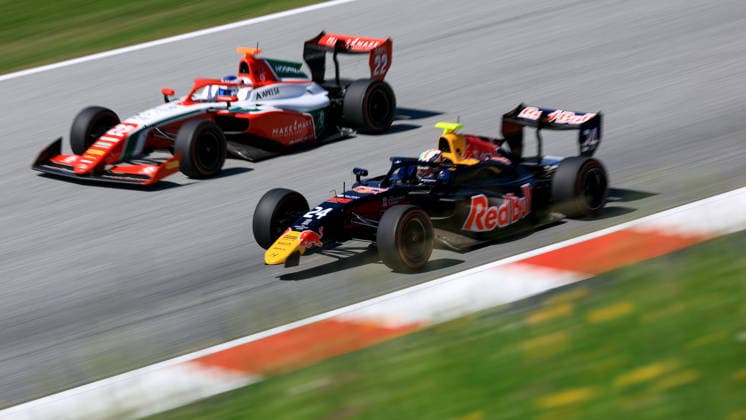MOTORSPORTS, FORMULA 1 - GP of Austria 2026 SPIELBERG,AUSTRIA,27.JUN.26 - MOTORSPORTS, FORMULA 1 - Grand Prix of Austria, Red Bull Ring, FIA Formula 3, sprint race. Image shows Fionn McLaughlin (IRL Hitech) and Jose Garfias (MEX PREMA Racing).  GEPAxpictures xMarioxBuehner-Weinrauch
