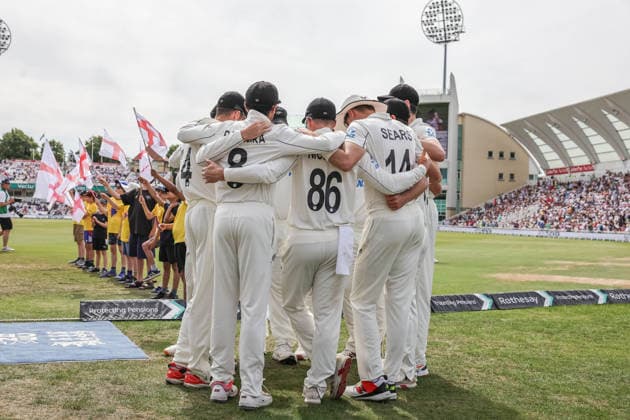 3rd Rothesay Test Match Day 3 England v New Zealand Team New Zealand group huddle ahead of play during the 3rd Rothesay Test Match Day 3 match England vs New Zealand at Trent Bridge, Nottingham, United Kingdom on 27 June 2026 (Photo by Mark Cosgrove News Images) Nottingham Trent Bridge Nottinghamshire United Kingdom Copyright: xMarkxCosgrove NewsxImagesx