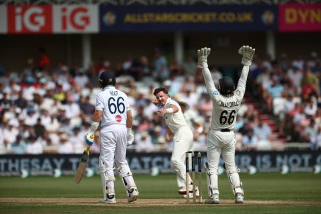 England v New Zealand, International Test Match 2026 WICKET - New Zealand s Nathan Smith traps England s Joe Root LBW during day Three of the International Test Match 2026 match between England and New Zealand at Trent Bridge, Nottingham, UK on 27 June 2026. Nottingham Trent Bridge Nottinghamshire UK Editorial use only , Copyright: xJohnxMallettx PSI-24426-0012
