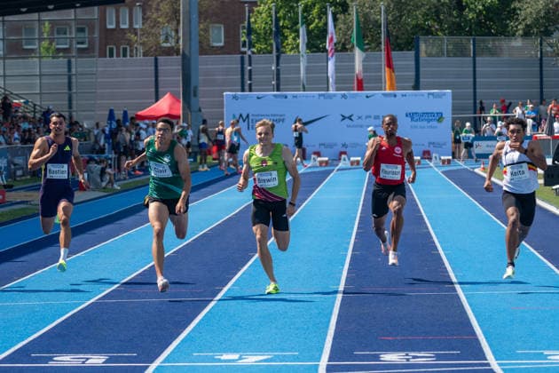 Zieleinlauf der 1. Gruppe ueber 100m mit: Teo Bastien (FRA), Leon Joel Clair (GER, SV Halle), Luc Brewin (FRA), Fred Isaac Fleurisson (GER, Eintracht Frankfurt) und Dai Keita (BEL). Stadtwerke Ratingen Mehrkampfmeeting 2026, Leichtathletik, 27. u. 28.06.2026 Stadtwerke Ratingen Mehrkampfmeeting 2026, Leichtathletik, 27. u. 28.06.2026 Ratingen *** Finish of the first group in the 100m race featuring Teo Bastien (FRA), Leon Joel Clair (GER, SV Halle), Luc Brewin (FRA), Fred Isaac Fleurisson (GER, Eintracht Frankfurt), and Dai Keita (BEL) Stadtwerke Ratingen Combined Events Meeting 2026, Track and Field, June 27 and 28, 2026 Stadtwerke Ratingen Combined Events Meeting 2026, Track and Field, June 27 and 28, 2026 Ratingen Copyright: xEibner-Pressefoto ThomasxHaeslerx EP_THR