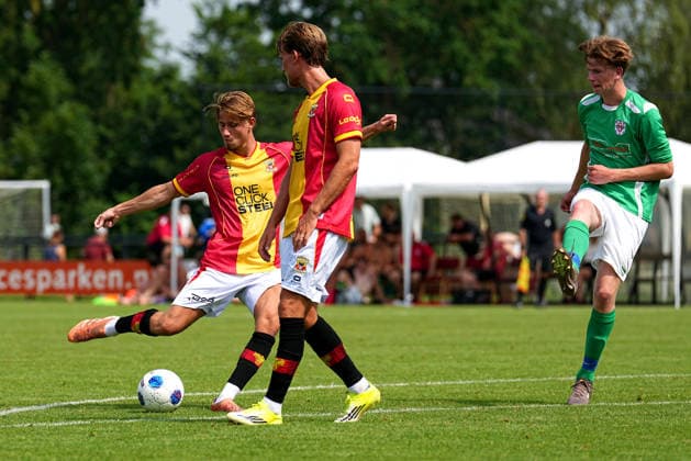 Club Friendly: SV Terwolde v Go Ahead Eagles Terwolde - Giovanni van Zwam of Go Ahead Eagles during the first friendly of the 2026 2027 season. The match is set between SV Terwolde and Go Ahead Eagles at Sportpark De Woldermarck on 27 June 2026 in Terwolde, The Netherlands. (VK Sportphoto Carlo Bruil) Copyright: xCarloxBruilx