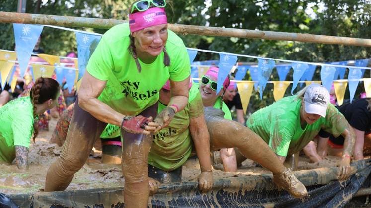 Muddy Angel Run im Sportpark Wedau in Duisburg ** NUR FÜR REDAKTIONELLE ZWECKE ** EDITORIAL USE ONLY **<p>Muddy Angel Run am Samstag den 27.Juni 2026 im Sportpark Wedau in Duisburg Foto : Frank Oppitz FUNKE Foto Services< p> Freizeit, Lifestyle Deutschland NRW Duisburg Copyright: FrankxOppitz *** Muddy Angel Run at Sportpark Wedau in Duisburg ** FOR EDITORIAL USE ONLY ** EDITORIAL USE ONLY ** p Muddy Angel Run on Saturday, June 27, 2026, at Sportpark Wedau in Duisburg Photo by Frank Oppitz, FUNKE Photo Services p Leisure, Lifestyle Germany, North Rhine-Westphalia, Duisburg Copyright FrankxOppitz Copyright: FrankxOppitz doc86gx8ro0qh2d38w8rpb ,EDITORIAL USE ONLY