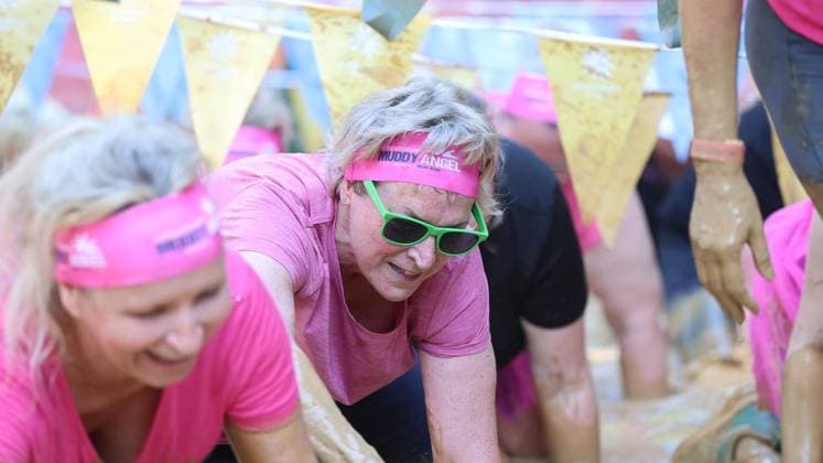 Muddy Angel Run im Sportpark Wedau in Duisburg ** NUR FÜR REDAKTIONELLE ZWECKE ** EDITORIAL USE ONLY **<p>Muddy Angel Run am Samstag den 27.Juni 2026 im Sportpark Wedau in Duisburg Foto : Frank Oppitz FUNKE Foto Services< p> Freizeit, Lifestyle Deutschland NRW Duisburg Copyright: FrankxOppitz *** Muddy Angel Run at Sportpark Wedau in Duisburg ** FOR EDITORIAL USE ONLY ** EDITORIAL USE ONLY ** p Muddy Angel Run on Saturday, June 27, 2026, at Sportpark Wedau in Duisburg Photo by Frank Oppitz, FUNKE Photo Services p Leisure, Lifestyle Germany, North Rhine-Westphalia, Duisburg Copyright FrankxOppitz Copyright: FrankxOppitz doc86gxazmb3k4jm3ebrut ,EDITORIAL USE ONLY