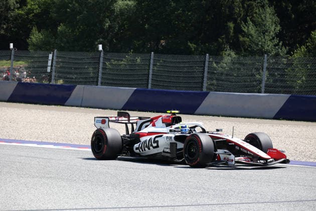 27.06.2026, Red Bull Ring, Spielberg, Formel 1 Großer Preis von Österreich 2026 , im Bild Oliver Bearman (GBR), TGR Haas F1 Team (Photo by Alessandro Martellotta Hasan Bratic DeFodi Images) - *** June 27, 2026, Red Bull Ring, Spielberg, 2026 Formula 1 Austrian Grand Prix; pictured: Oliver Bearman (GBR), TGR Haas F1 Team. Photo by Alessandro Martellotta, Hasan Bratic, DeFodi Images