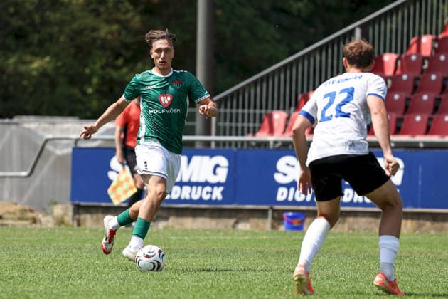 27.06.2026, Herren, Fussball, Saison 2026 2027, Landesfreundschaftsspiele: ASV Rimpar - 1. FC Schweinfurt 1905 Esad Akgün ( 18, 1. FC Schweinfurt 1905) Rimpar Sportplatz Bayern Deutschland *** June 27, 2026, Men s, Soccer, 2026–2027 season, Regional friendly matches: ASV Rimpar 1 vs. FC Schweinfurt 1905, Esad Akgün 18, FC Schweinfurt 1905 vs. Rimpar, Rimpar Sports Field, Bavaria, Germany