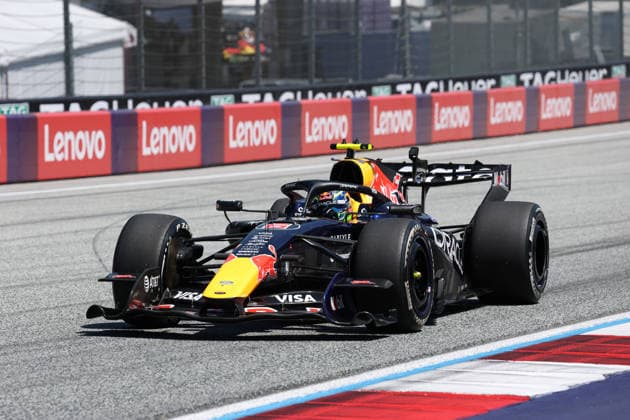 27.06.2026, Red Bull Ring, Spielberg, Formel 1 Großer Preis von Österreich 2026 , im Bild Isack Hadjar (FRA), Oracle Red Bull Racing (Photo by Milan Klemenc Hasan Bratic DeFodi Images) - *** June 27, 2026, Red Bull Ring, Spielberg, 2026 Formula 1 Austrian Grand Prix; pictured: Isack Hadjar (FRA), Oracle Red Bull Racing. Photo by Milan Klemenc and Hasan Bratic, DeFodi Images