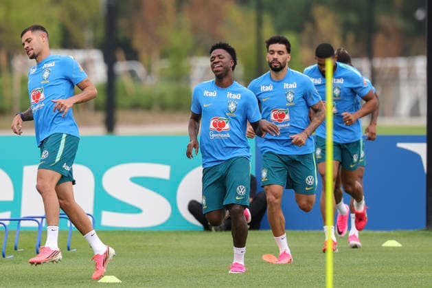 Brazil s Vinicius Jr (C) takes part in a training session at Columbia Park, Morristown, New Jersey, United States, 27 June 2026. Brazil will face Japan in their 2026 FIFA World Cup, WM, Weltmeisterschaft, Fussball round-of-32 soccer match on 29 June. 2026 FIFA World Cup - Brazil s training !ACHTUNG: NUR REDAKTIONELLE NUTZUNG!  Copyright: xSebastiaoxMoreirax GRAF6870 20260627-55020729477_1