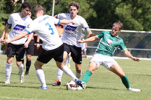 27.06.2026, Fußball, Testspiel, Sommervorbereitung, Saison 2026 2027, Regionalliga Bayern: ASV Rimpar - FC Schweinfurt 05 rechts: Gil Ebner (FC Schweinfurt 05, 08) Rimpar Schömig-Digitaldruck-Arena Bayern Unterfranken Deutschland *** June 27, 2026, Soccer, Friendly Match, Summer Training, 2026–2027 Season, Bavarian Regional League, ASV Rimpar vs. FC Schweinfurt 05, Gil Ebner (FC Schweinfurt 05), 08 Rimpar Schömig Digitaldruck Arena, Bavaria, Lower Franconia, Germany