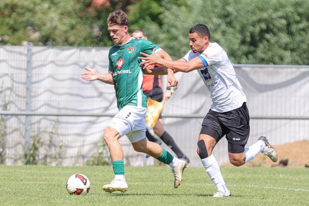 27.06.2026, Fußball, Testspiel, Sommervorbereitung, Saison 2026 2027, Regionalliga Bayern: ASV Rimpar - FC Schweinfurt 05 Von links: Valentin Schmitt (FC Schweinfurt 05, 11) Rimpar Schömig-Digitaldruck-Arena Bayern Unterfranken Deutschland *** June 27, 2026, Soccer, Friendly Match, Summer Training, 2026–2027 Season, Bavarian Regional League, ASV Rimpar vs. FC Schweinfurt 05. From left: Valentin Schmitt (FC Schweinfurt 05), 11 (Rimpar). Schömig Digitaldruck Arena, Bavaria, Lower Franconia, Germany