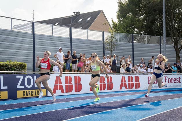 RATINGEN, GERMANY - JUNE 27, 2026 : Marie Dehning (GER Germany), Célia Perron (FRA France) and Léonie Cambours (FRA France) over 200m competing during the Multisport Event at Stadion Ratingen on June 27, 2026 in Ratingen, Germany. Nordrhein-Westfalen Germany Copyright: xLeahxKohringx